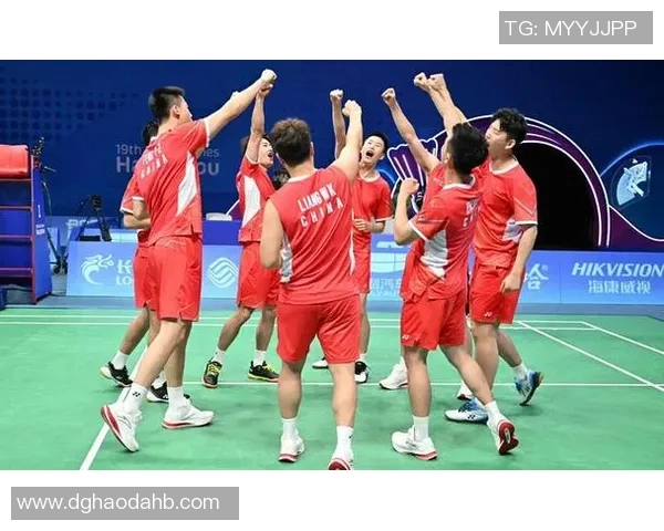 重庆羽毛球队逆袭之路联合会杯特别报道展现拼搏精神与团队力量